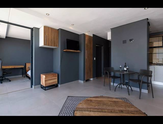 1 BEDROOM APARTMENT FOR SALE IN CAPE TOWN CITY CENTRE
